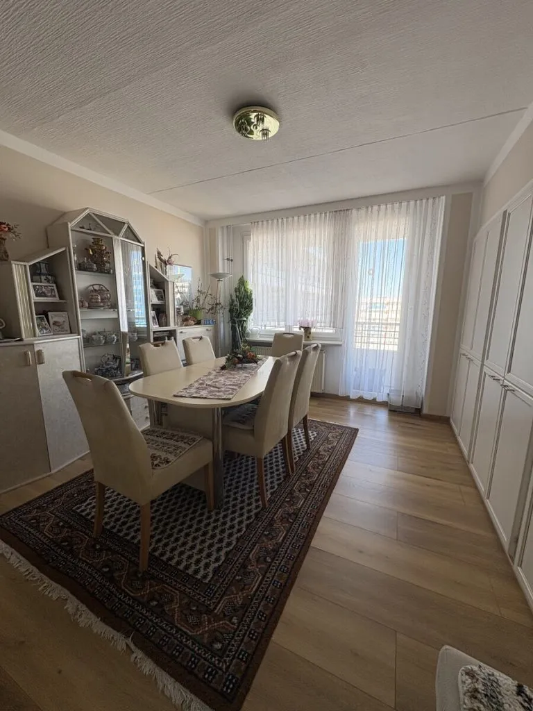 Immobilienangebot - Berlin - Alle - Kapitalanlage mit Potenzial – Großzügige 4-Zimmer-Wohnung in Citylage