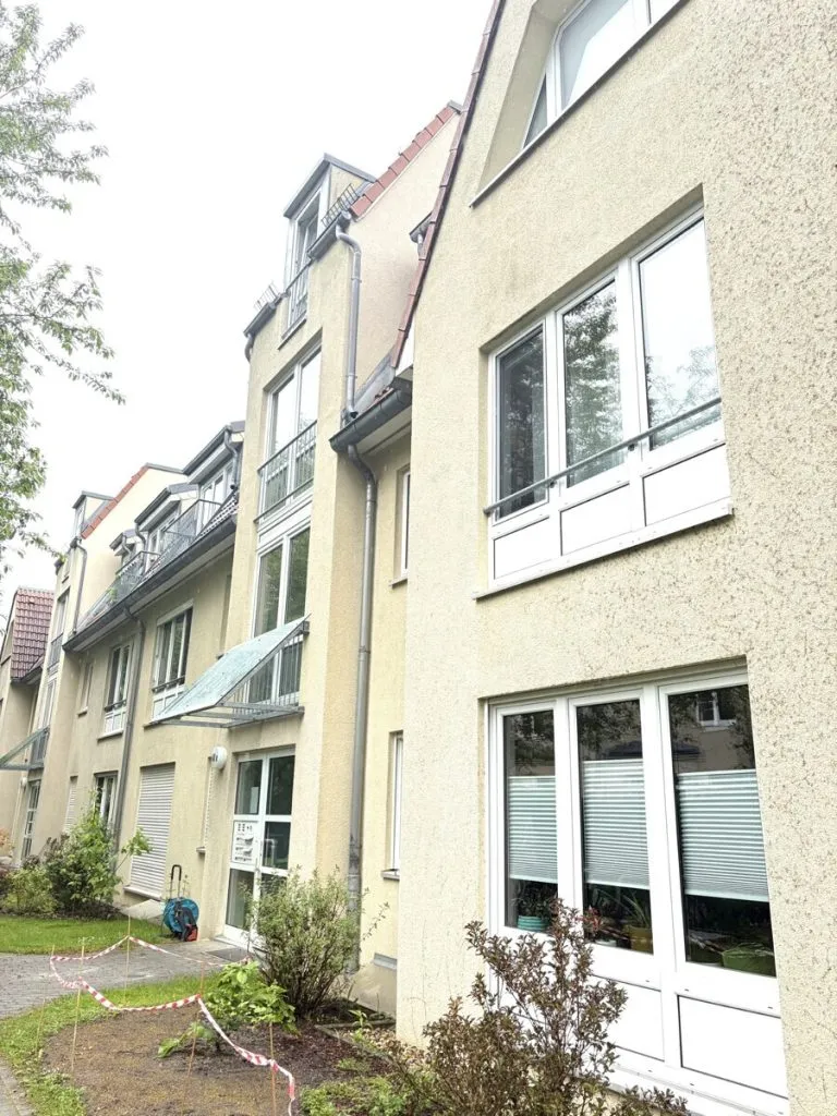 Immobilienangebot - Berlin - Alle - Bezugsfreie Maisonettewohnung mit Balkon und Tiefgarage im begehrten Lichterfelde-West